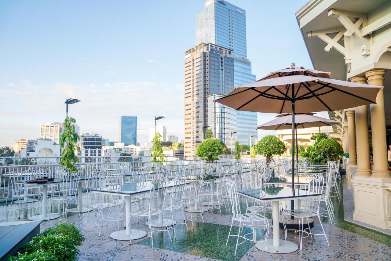 Rex Hotel Ho Chi Minh City Exterior photo Rooftop garden