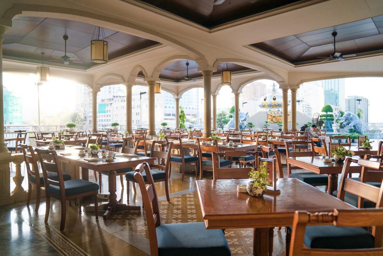 Rex Hotel Ho Chi Minh City Exterior photo The restaurant at the 101 Club