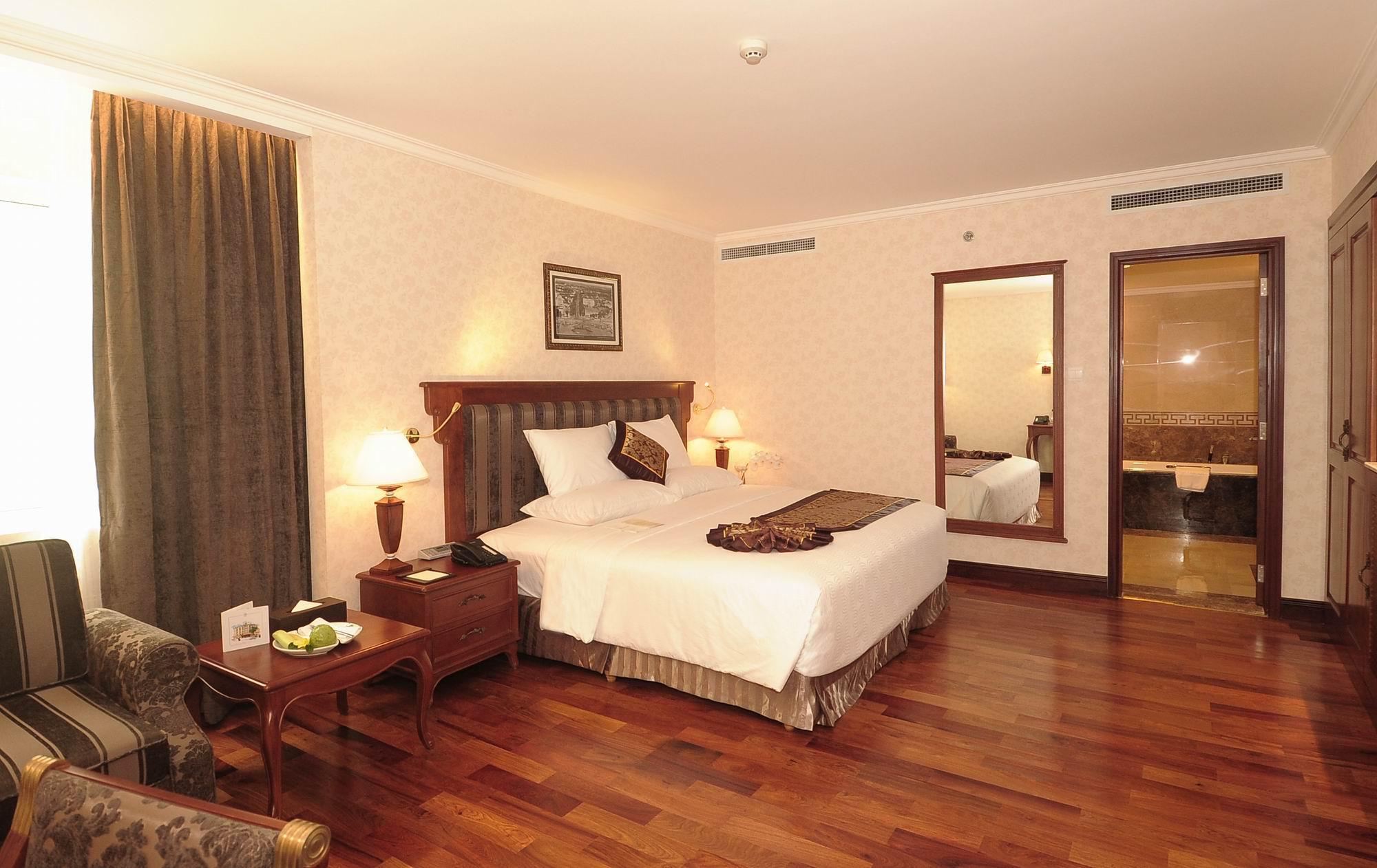 Rex Hotel Ho Chi Minh City Exterior photo A bedroom at the hotel