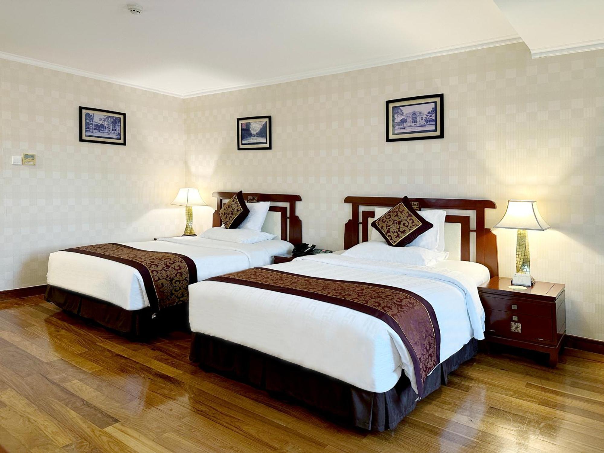 Rex Hotel Ho Chi Minh City Room photo Deluxe Twin