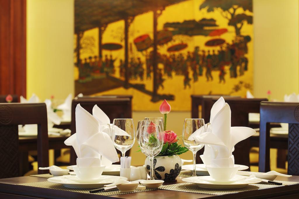 Rex Hotel Ho Chi Minh City Exterior photo A restaurant in Hanoi